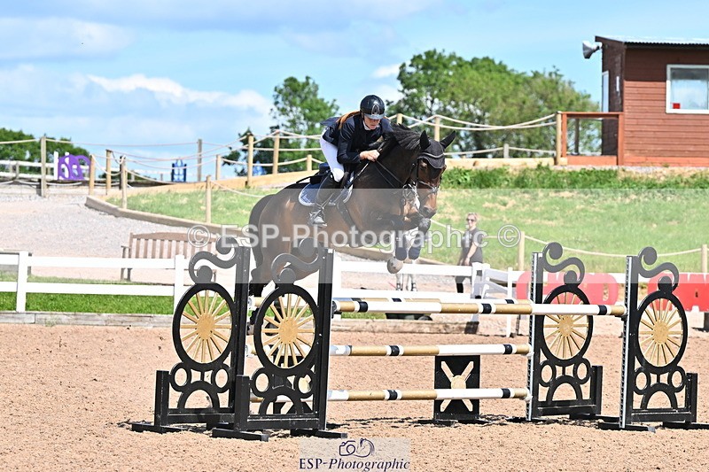 240619A-154734-00974 - Cls 5 Snr Foxhunter and 1.20m Open