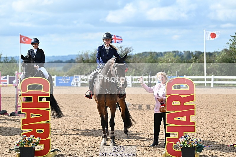 241005A-130112-03873 - SAT Cls 18 1.05m Amateur Jump Off and P