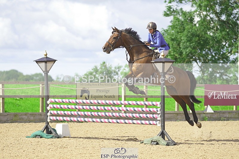 230806A-100646-00937 - Cls 12 Snr 1.05m