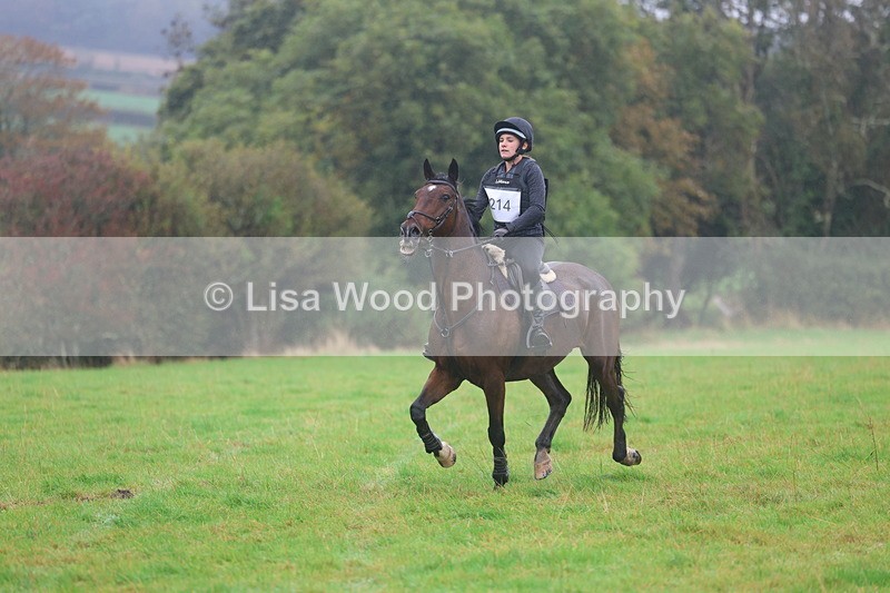 3E7A1177 - Class 2: 70cm: Half Roll Top