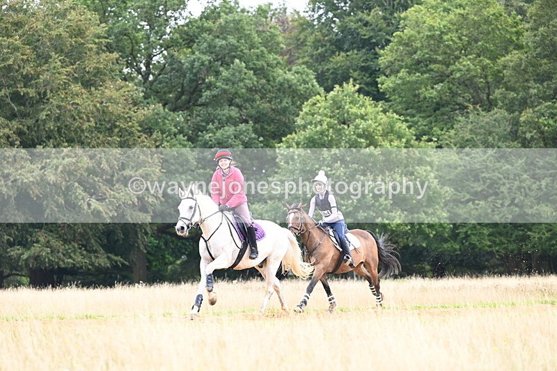 DSC_7195 - Time at Statue 12:45 to 13:15