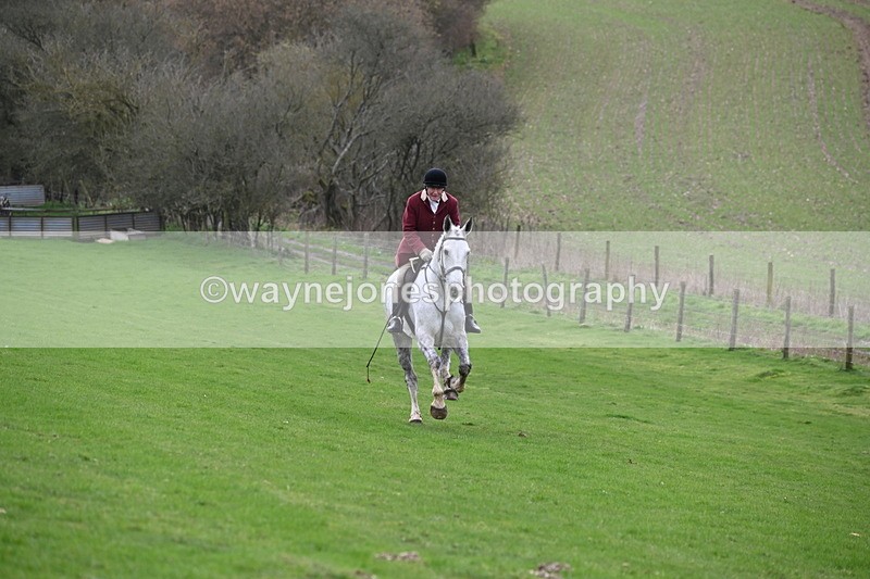 WJ6_9040 - Line Three