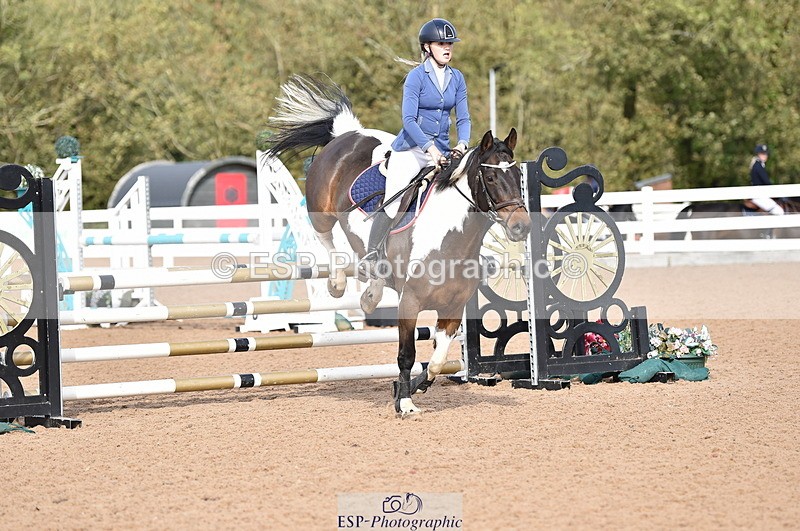 231015A-131054-08231 - Cls 25 95cm Amateur Q 2nd R