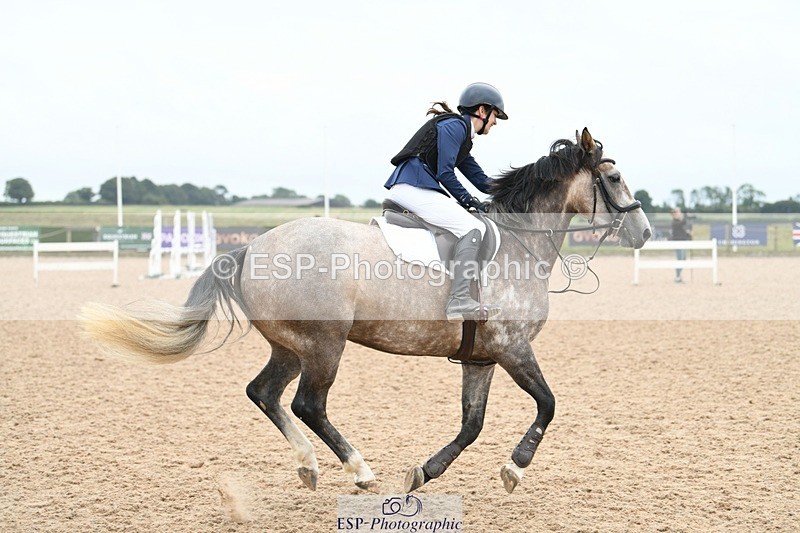 250807-104418-00302 - 80cm Round 1