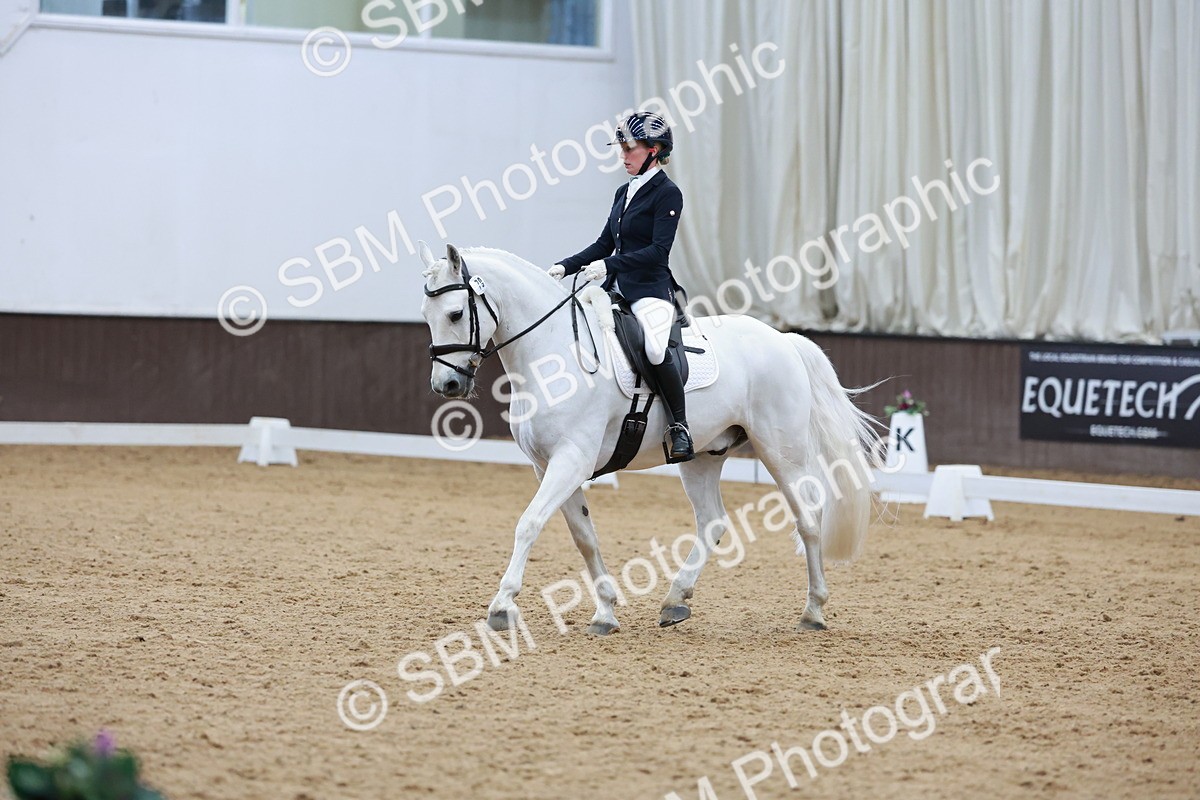 SBM_008933 - Class 6b - Novice 6 - 11.02-12.19