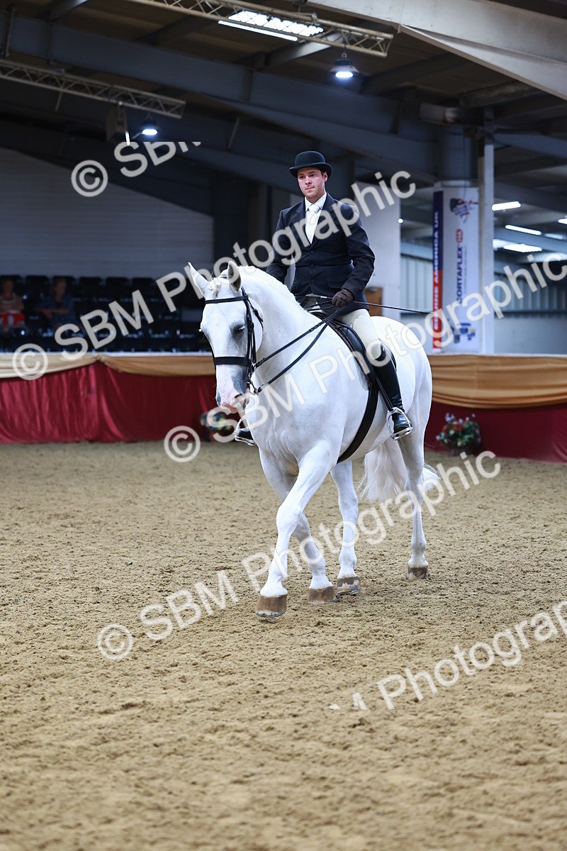 SBM_23450 - class 906 - Supreme Final - Ridden Pre Vet