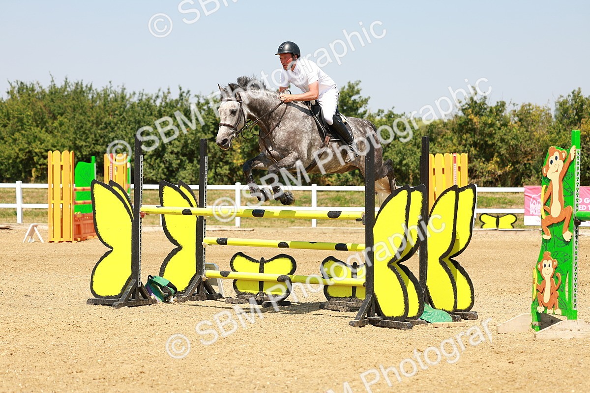 SBM_002041 - Class 5 - Senior Foxhunter - 1.20m