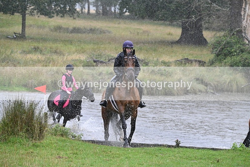 WJ7_9797 - Time at Water 12:24 to 13:32