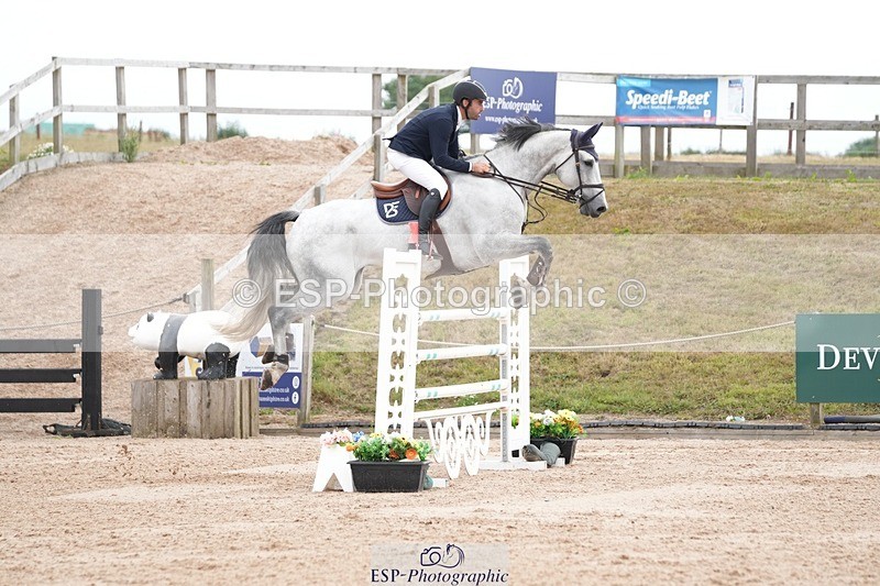 250718-114220-10088 - Cls 2, 3 Star Small Tour Break til End