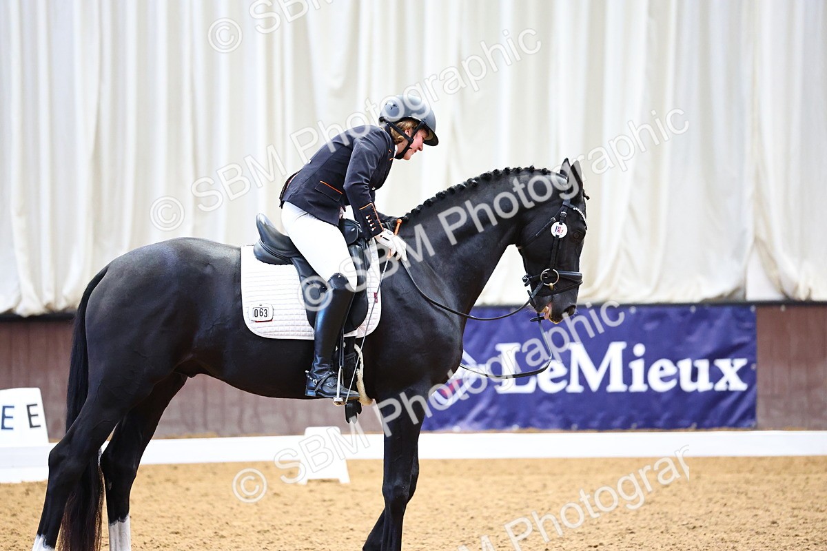 SBM_003827 - Class 14-15 - Novice 5 Novice 6