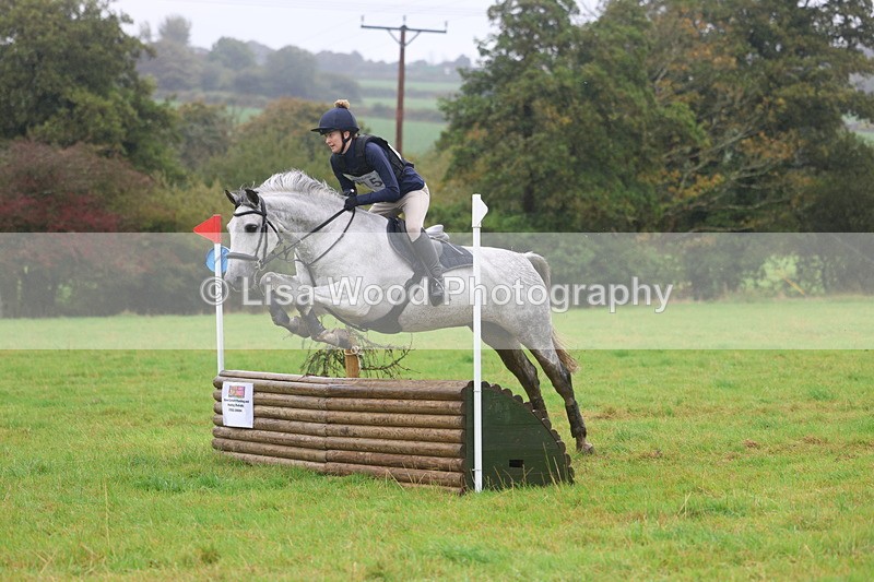 3E7A1236 - Class 2: 70cm: Half Roll Top