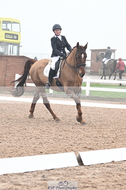 240217A-123127-02626 - 250-Jane.Coate-Evros.Z.Touch