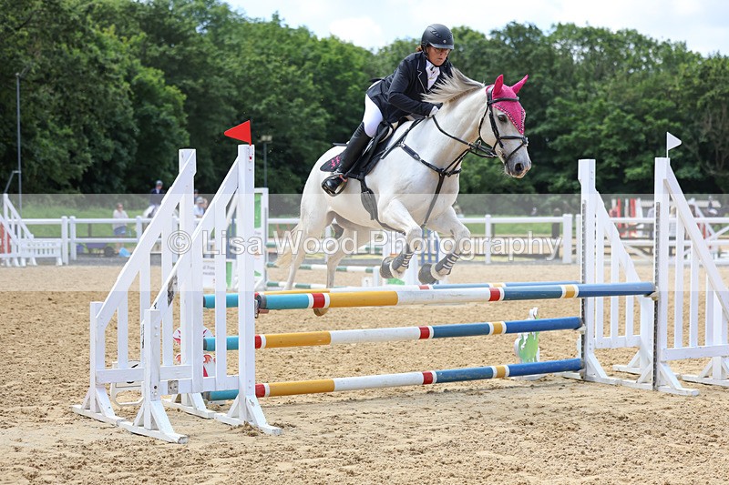 3E7A3039 - Class 4: Senior British Novice/90cm open