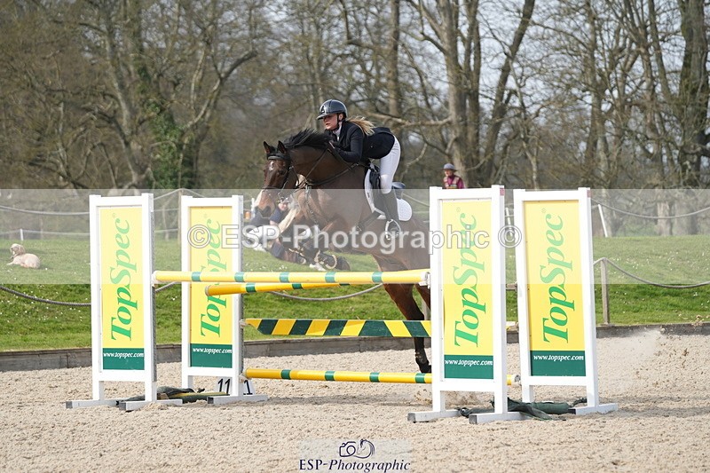 260322A-140606-01912 - 13 Foxhunter 1m 20 Open