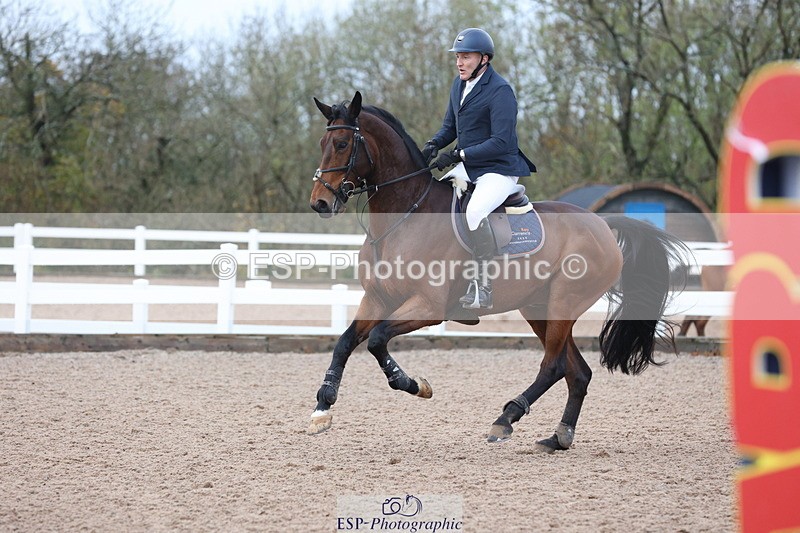 231112A-143559-04895 - Cls 21 Foxhunter & 1.20m Open