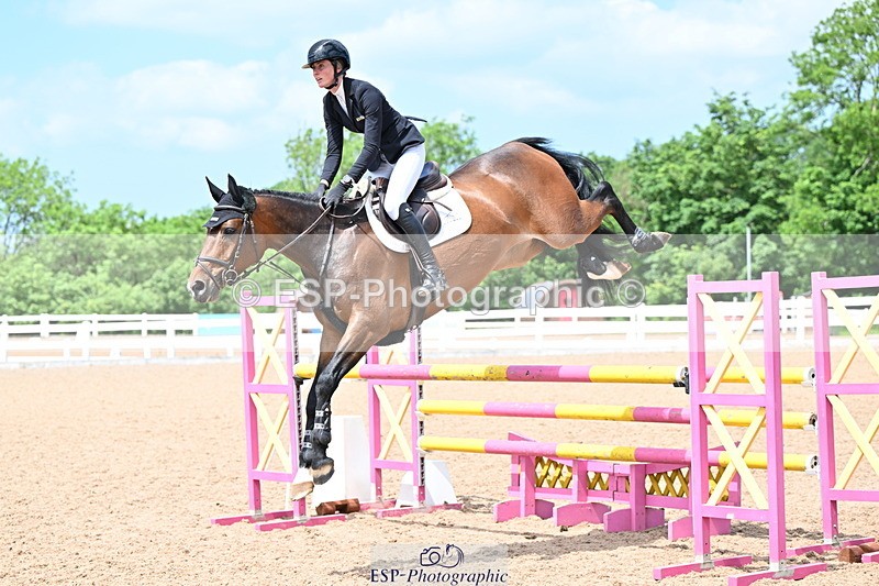 240605A-141525-00677 - Cls 4 Newcomers and 1.10m Open