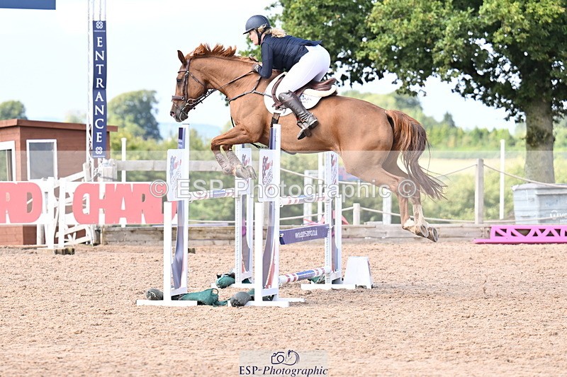 250827B-134005-00623 - Cls 4 Snr Newcomers 1.10m