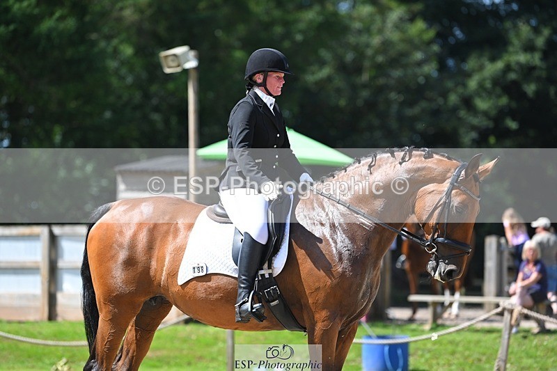 230811-121255-01206 - Cls 4 Adv Medium Silver