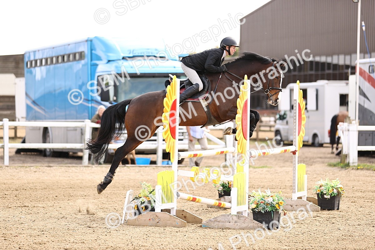 SBM_002237 - Class 11 - Senior newcomers - 1.10m