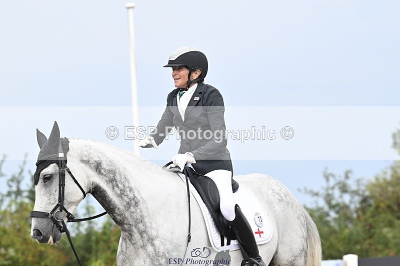 250907-111329-06552 - 072-Jan.ChoppingSeal