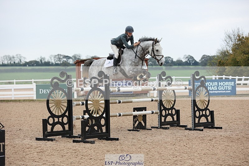 241101A-132507-02083 - FRI Cls 6 Foxhunter and 1.20m Open