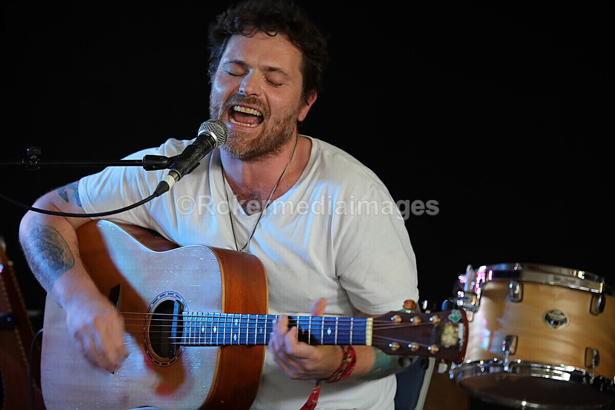 FOLK N BLUES-220 - FOLK and BLUES SEPT 2022