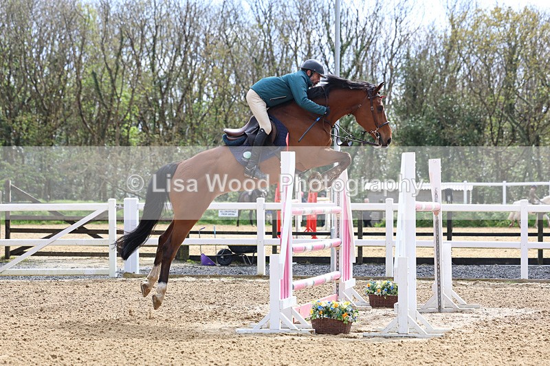 3E7A2446 - Class 9: Senior 1.30m open