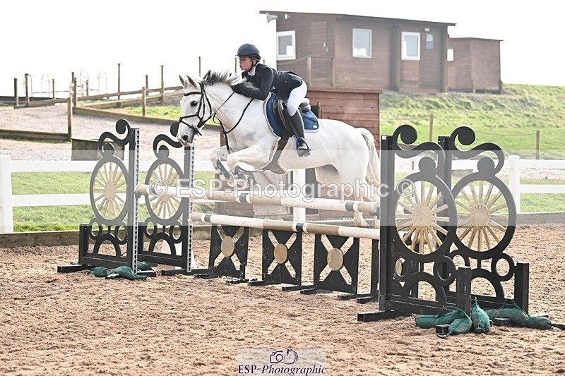 250209-113722-01564 - Cls 6 Pony Newcomers and 1m