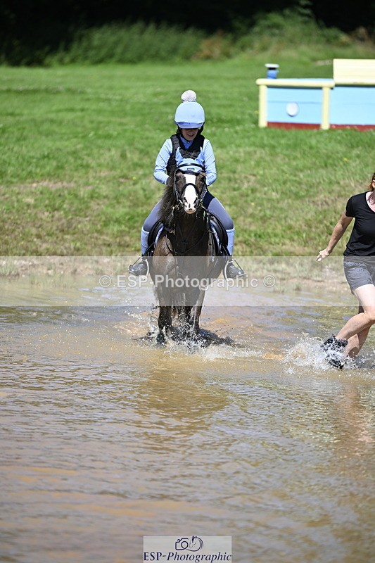 240728B-112502-01021 - Theo's Group XC