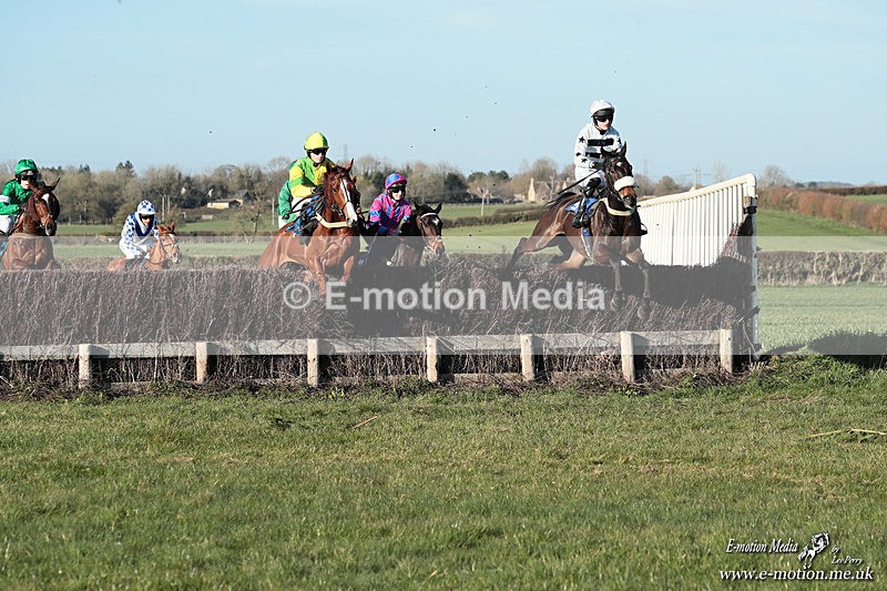 PtP 210326 1238 - VWH Cirencester Races 21/03/26