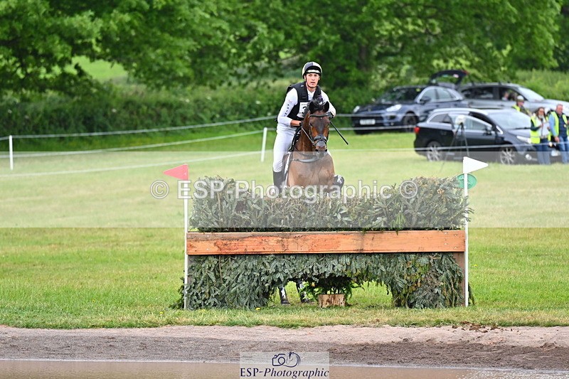 250524A-124602-10674 - B-351-Will.Rawlin-MACKENZY