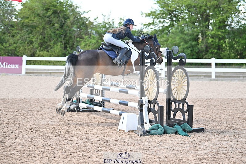 240504A-133832-02069 - Cls 20 & 21 Club & Schools 1m