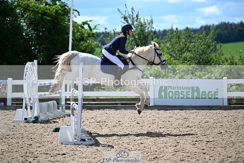 240608A-154814-01681 - Cls 12 Pony Foxhunter and 1.10m Open