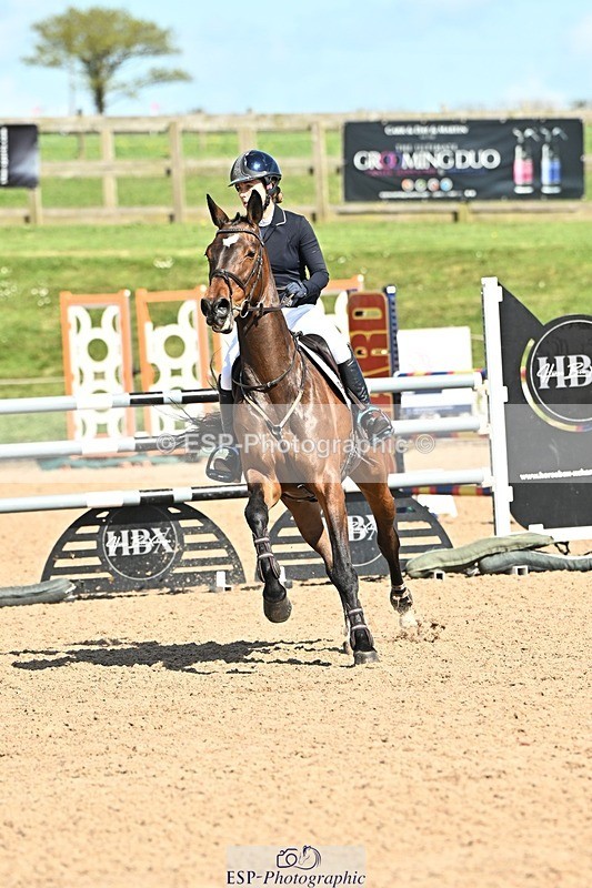 250416-150015-01564 - Cls 6 Foxhunter and 1.20m