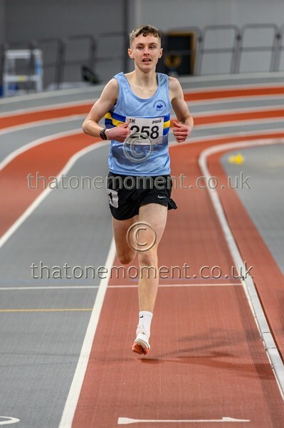 SenInd26-910873 - Track Male Set Two