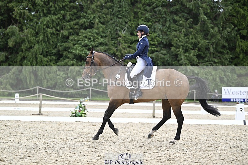 240523-154051-05289 - 439-HILDARE_EASTON_D'ECLIPSE-Danielle_Mccormack