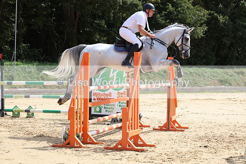 3E7A1854 - Class 9: Senior Foxhunter/1.20 open