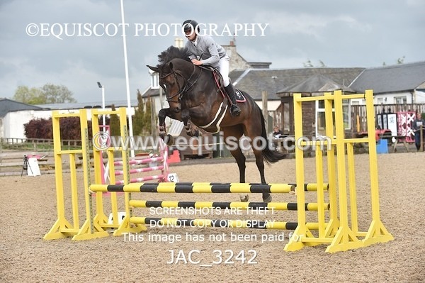 JAC_3242 - CLASS 1 CLEAR ROUND