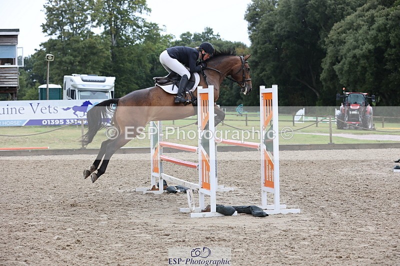 250831A-130944-10260 - Cls 42 Snr 1m Grand Prix