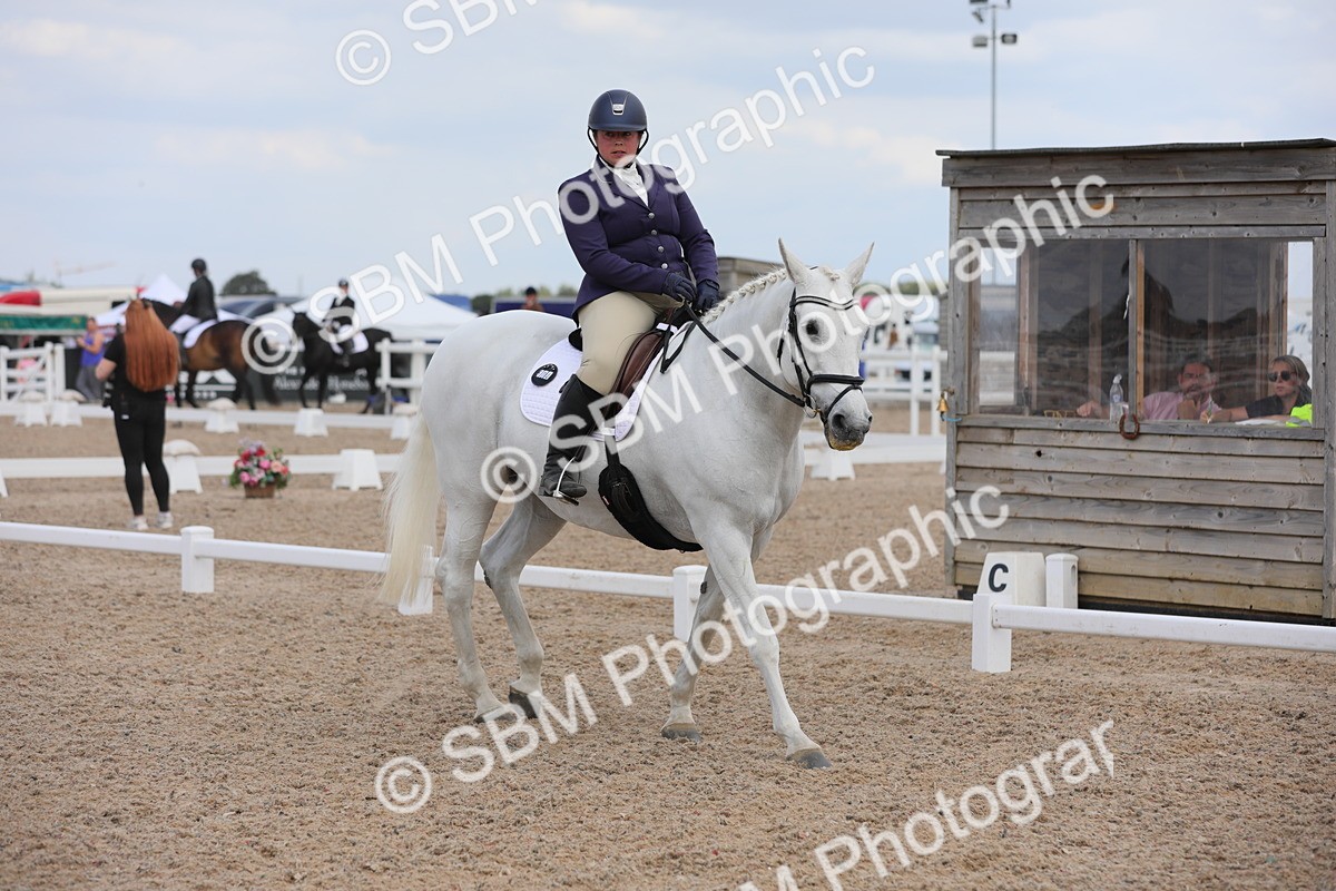SBM_05806 - Class 32 Novice 1
