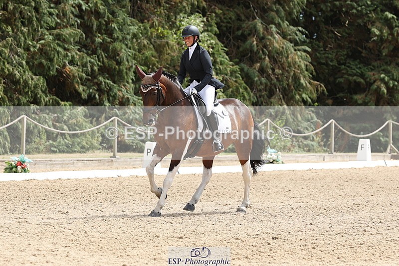 250809A-142001-03965 - 122-Lorraine.MorrisLissyegan.coloured.lady