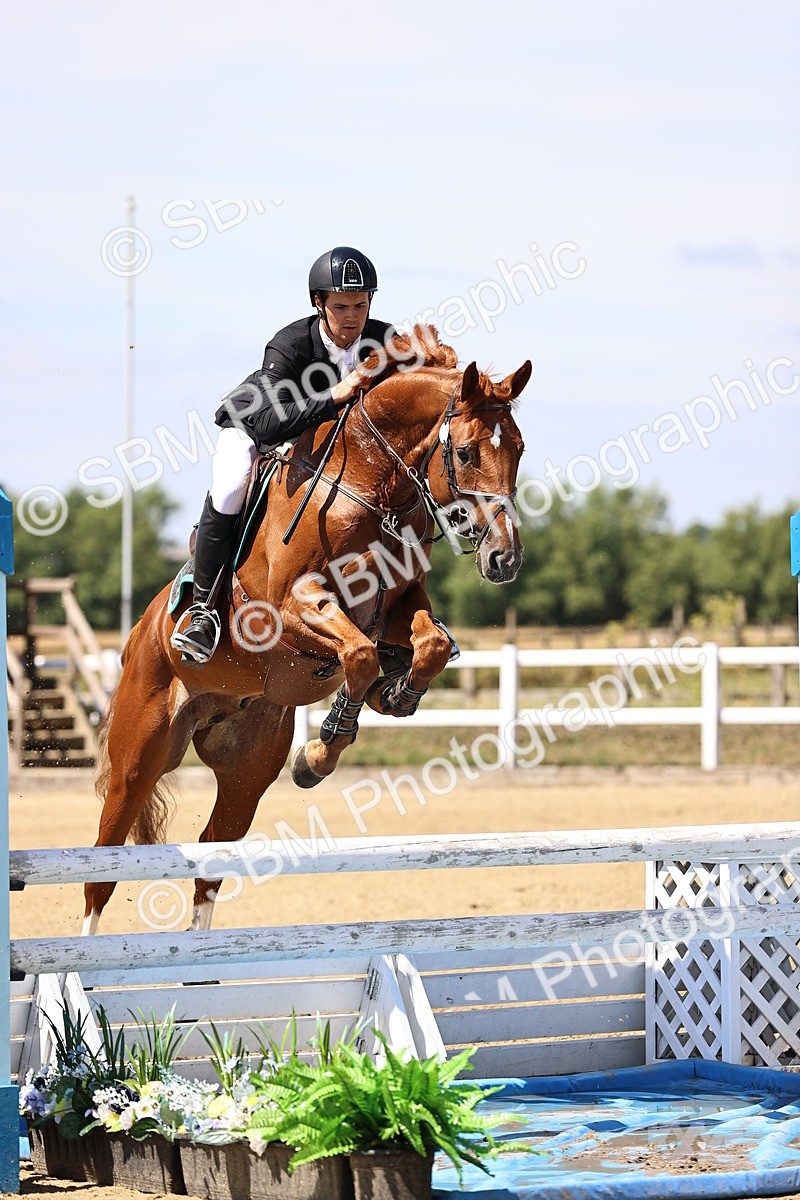 SBM_009970 - Class 9 - Senior Foxhunter - 1.20m Open