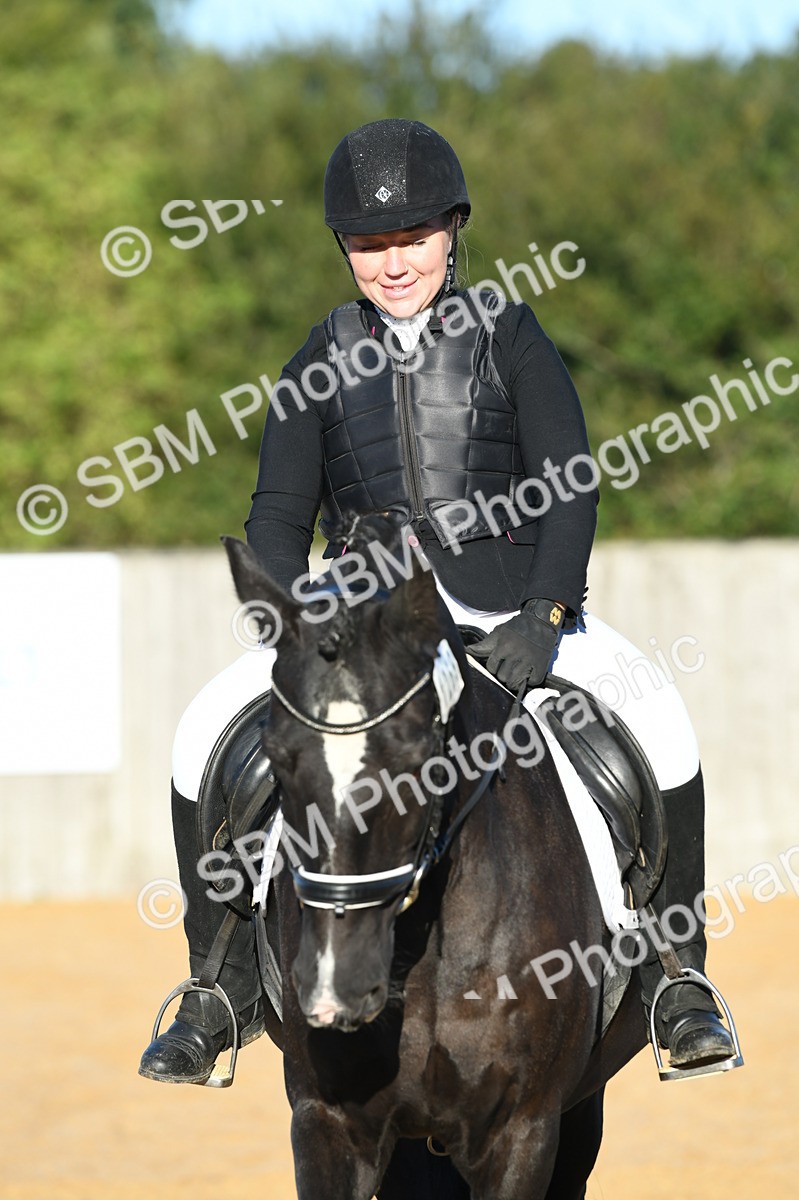 SBM_14272 - D4 - Small Tour Championship - Intro B