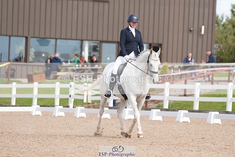 250906-130815-03526 - 065-Jessica.PerrySilver.Secret