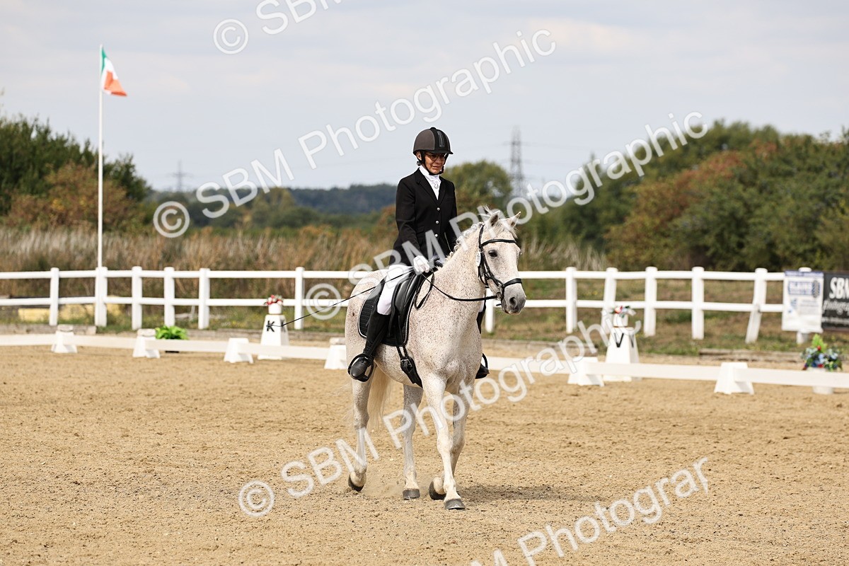 SBM_013158 - Class 3 - Novice 4 - 11.43-12.25