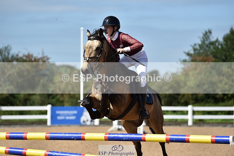 230903A-123100-04477 - Cls 19 Pony Discovery & 90cm Open