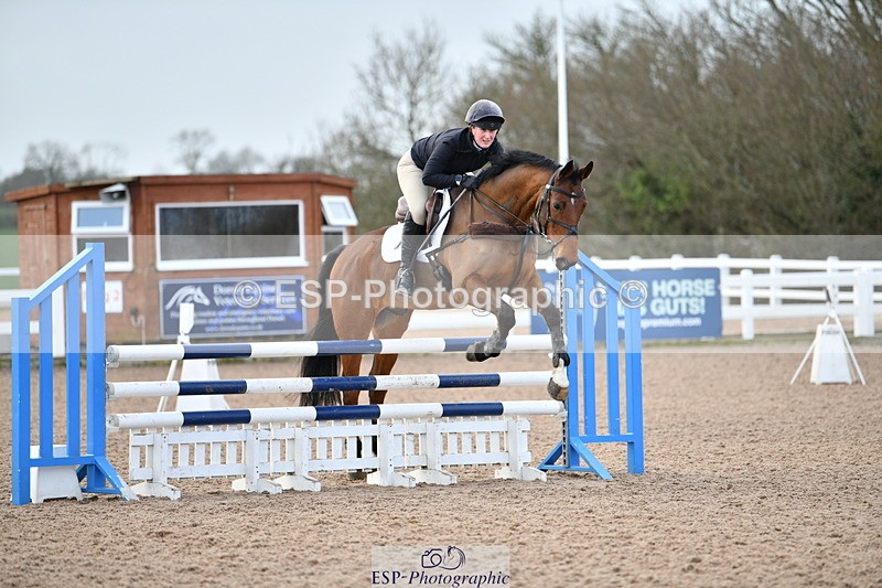 240124A-102527-00102 - Cls 1 British Novice & 90cm Open