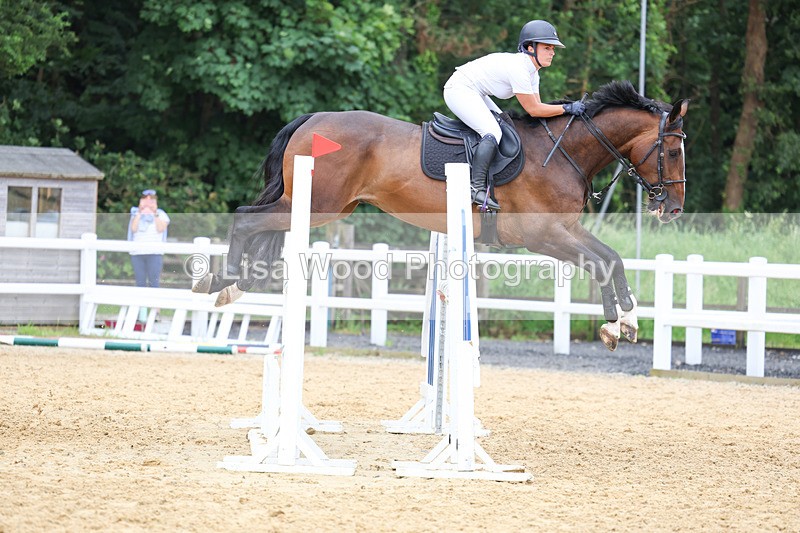 3E7A6524 - Class 9: Senior 1.15m Open