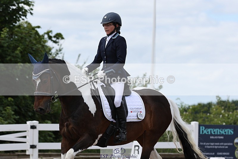 240622A-150629-13679 - Cls 33 BD Medium 73