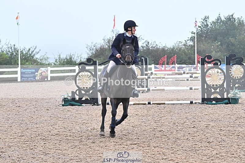 241006A-104256-06241 - Cls 24 95cm Nat Am Quals